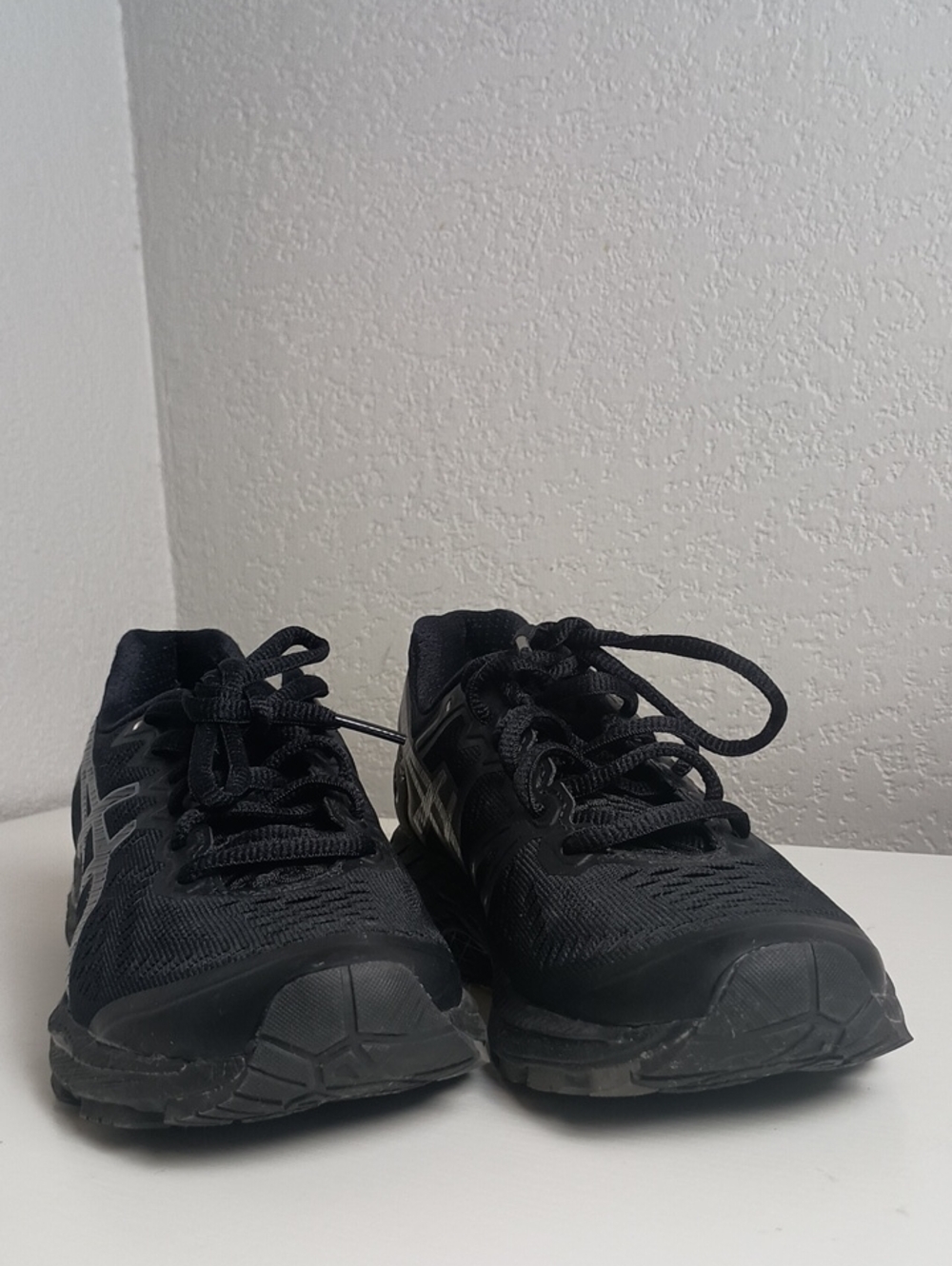 Black Asics Athletic Shoes Size 6.5